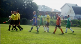 Radwan gromi Budzyń - Hat-trick Stiopy!
