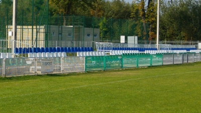 365 siedzisk na stadionie !!!