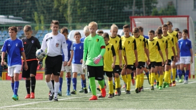 Młodzik 2003 przegrał w Piasecznie