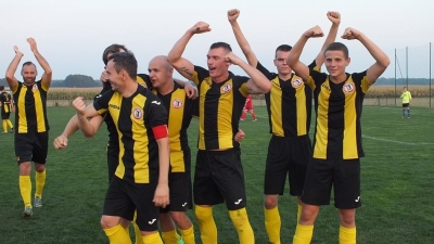 IV kolejka: Gra się do końca! Zwyciestwo w Łowęcicach!