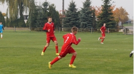 Wysokie porażki trampkarzy i juniorów