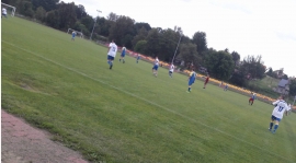 Dwa sparingi za nami