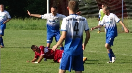 Zdjecia z meczu LKS Bobrovia Bobry Bobrowniki Małe - KS Łękawica