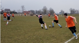 SENIORZY: Chrobry – Sparta Konarzyny 5:1 (4:0)