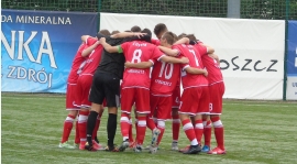Porażka juniorów starszych z Liderem