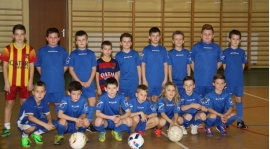 PIERWSZY TRENING MAŁYCH ORŁÓW .