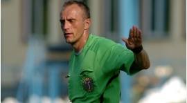 Witold Kwaśny poprowadzi mecz Stal Nowa Dęba - JKS.