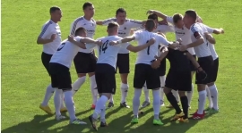 WISŁOKA Dębica - PIAST Tuczempy 1-0 (1:0)