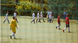 Broń - UKS 9 Siedlce 1:4 (0:2)