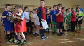 Dwa Turnieje zorganizowane przez UKS BOBROWNIKI dla Trampkarzy rocznika 2002 oraz rocznika 2005 i młodsi