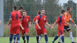 STRZELILIŚMY PRAWIE PIĄTKĘ, SŁAWKÓW KOŃCZYŁ MECZ W DZIESIĄTKĘ