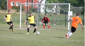 SENIORZY: Chrobry - Barton Barcino 6:0 (3:0)