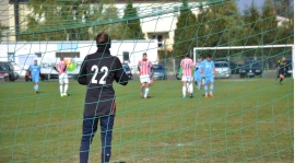 Sparing z Russowem na boisku w Korzeniewie