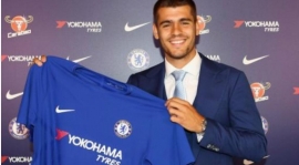 Álvaro Morata zdobywa koszulka Chelsea o numerze 9