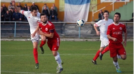 Seria przerwana. Granat wygrywa w Kazimierzy.