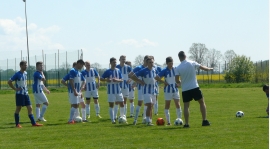 Juniorzy Starsi: Orzeł Pawonków 13 - 1 Błękitni Herby