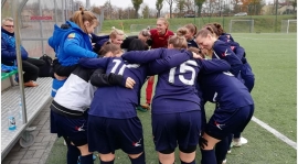 1 Liga Trzy Punkty zdobyte w Tomaszowie . Debiut Sobczak w 1 lidze