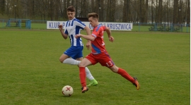 FOTO: Rocznik 2002 rozbił Gopło