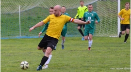 B-klasa: LZS Polski Świętów-Czarni II Otmuchów 4:1