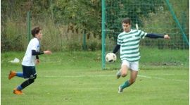 U15: Trampkarze lepsi od Trójki w małych derbach Myślenic!