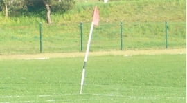 SP „Zawisza” działa - jest boisko, zgłaszają się zawodnicy, nie zawodzą kibice