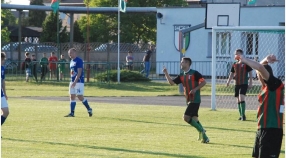 Zbiersk - Szczytniki 7:2 (1:2)