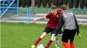 Zwycięstwo juniorów młodszych w Kobiórze