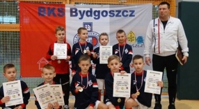 Zwycięstwo w turnieju Jeziorak CUP oraz V miejsce w finałach KPHL Żaka.