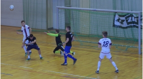Tur 1921 Turek II- OSP Turek 3:0, grupa B- turniej mikołajkowy.