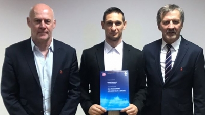 Trener Niezbecki po egzaminie na licencję UEFA A Elite Youth
