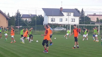 Gra wewnętrzna zamiast sparingu.