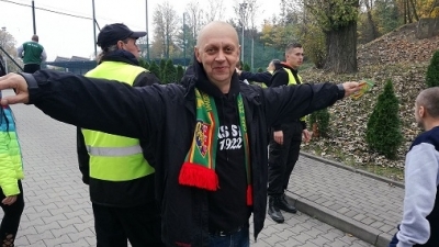 tylko utrudniać