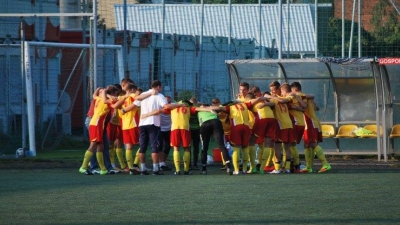 Szkoła Futbolu Wilanów rozbita!