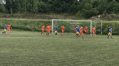 Juniorzy Unii wygrali na wyjeździe z Roztocznikiem 3:2 (1:0)