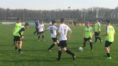 Ważne zwycięstwo juniorów starszych