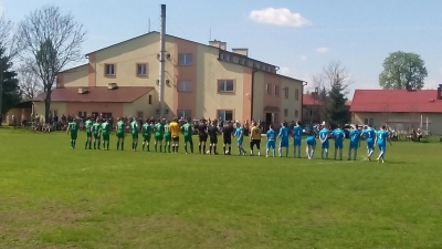 Wygrana z rywalem zza miedzy...