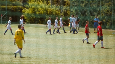 Broń - UKS 9 Siedlce 1:4 (0:2)
