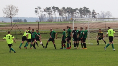 FATALNA PASSA TRWA DALEJ. PHYTOPHARM KLĘKA – PELIKAN 2:0