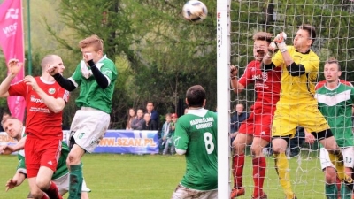 Seniorzy: Halniak Maków Podhalański - LKS Jawiszowice 6:0