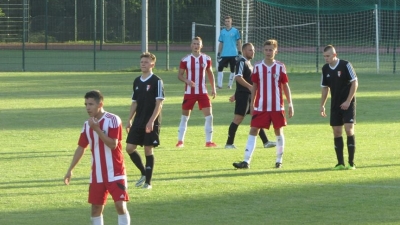Sparta Szepietowo przegrywa u siebie z Michałowem. 17-latek w bramce gospodarzy