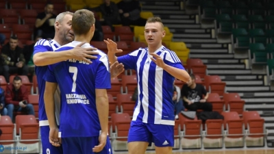 Tarninów rzutem na taśmę pokonuje Raf-Kop-Bud. Kudłacz zbiera świetne recenzje