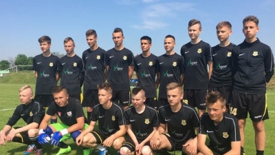 Juniorzy młodsi wygrywają ligę!