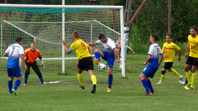 Zdjęcia KS Łękawica vs Dunajec Mikołajowice