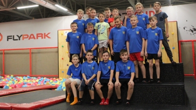 Trening we FlyParku