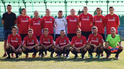Pierwsze punkty na własnym boisku