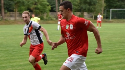 Grad bramek, zwycięstwo i awans