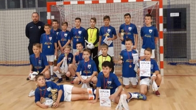 Młodzicy Unii r.2006 zwycięzcą turnieju mikołajkowego w Oświęcimiu