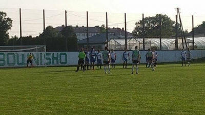 Derby na remis.