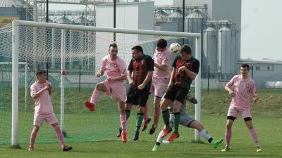Czarni Dobrzyca - CKS Zbiersk 0:5 (0:2)