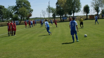 Korona Pogoń Stawiszyn - Victoria Laski 3:2 (2:0)